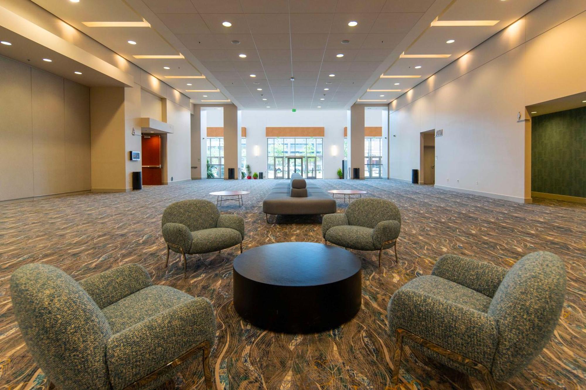 Doubletree By Hilton Hotel Cedar Rapids Convention Complex Εξωτερικό φωτογραφία